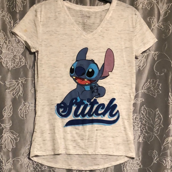Tops - 🌸3/ $15 Disney’s stitch T-shirt